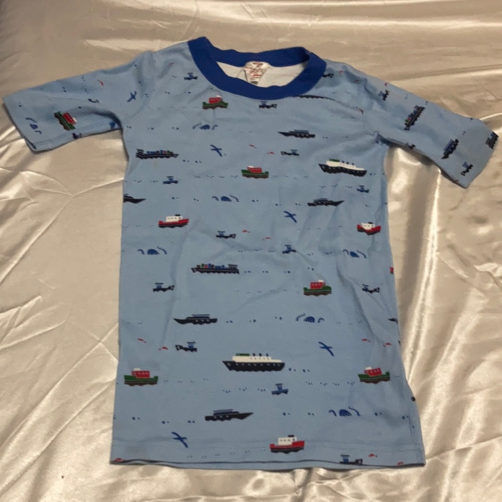 Hanna Andersson Boy T Shirt.  Size 140.